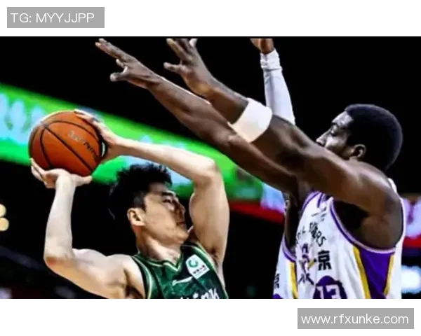 里勒三双助力北控主场逆转福建队苦战难逃败局